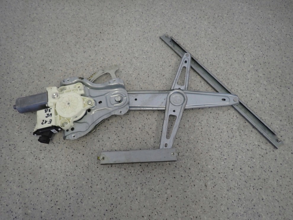 TOYOTA COROLLA E12 02- PODNOŚNIK SZYBY PRZEDNI PRAWY 5/5