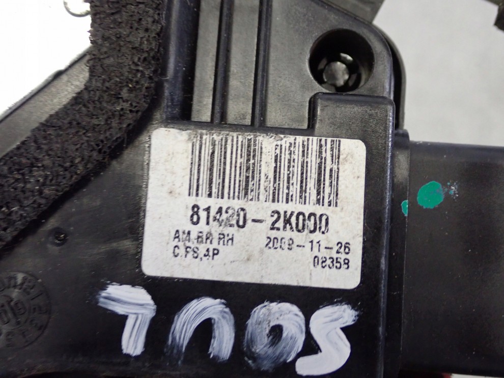 KIA SOUL I 09- ZAMEK DRZWI TYLNY PRAWY 5/8