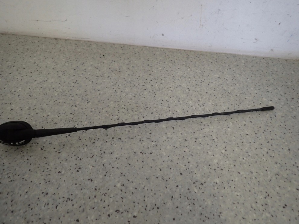 SUZUKI ALTO 09- ANTENA DACHOWA BAT 5/6