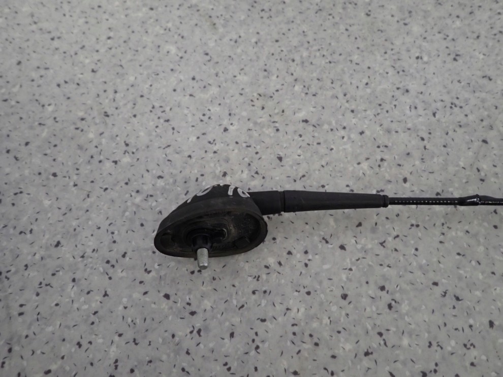 SUZUKI ALTO 09- ANTENA DACHOWA BAT 6/6