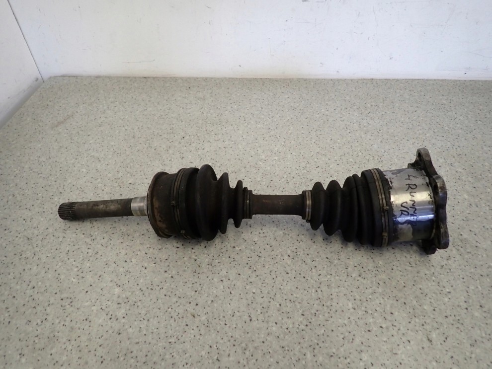 TOYOTA 4RUNNER HILUX 2.4 3.0TD 90-95 PÓŁOŚ PRZEDNIA PRAWA 1/6