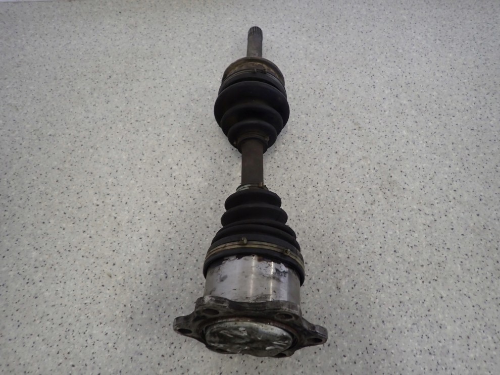 TOYOTA 4RUNNER HILUX 2.4 3.0TD 90-95 PÓŁOŚ PRZEDNIA PRAWA 2/6