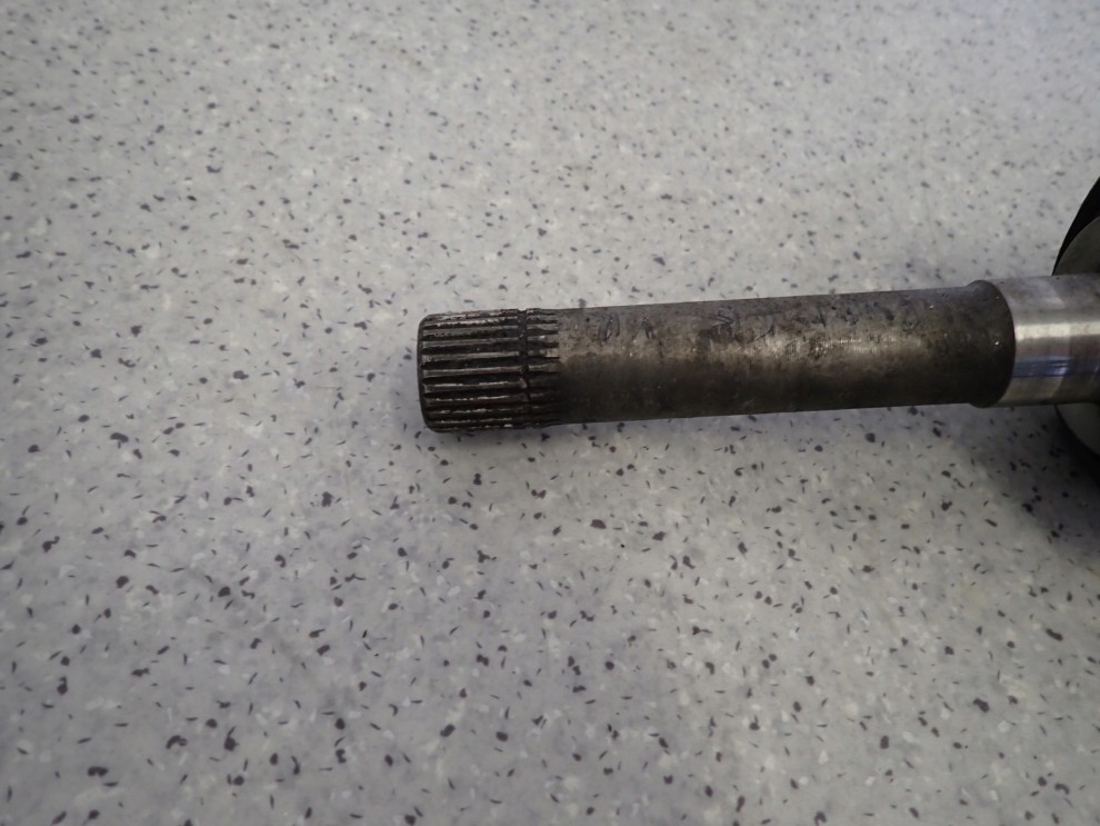 TOYOTA 4RUNNER HILUX 2.4 3.0TD 90-95 PÓŁOŚ PRZEDNIA PRAWA 3/6