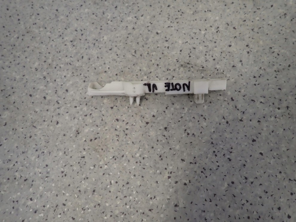 NISSAN NOTE E11 06-12 ŚLIZG ZDERZAKA PRZEDNI LEWY 4/7