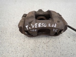 TOYOTA VERSO 09- 2.0D ZACISK PRZEDNI LEWY 4/9 MINIATURA