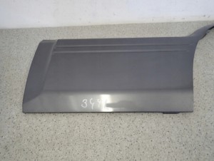 NISSAN TERRANO II 2 2,7 TD 1996- 5D LISTWA DRZWI TYLNA LEWA 5/10 MINIATURA