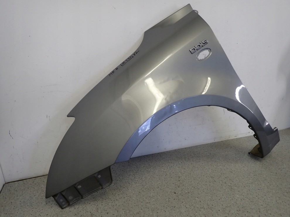 SUZUKI SWIFT MK6 05-09 BŁOTNIK PRZEDNI LEWY ZCD 6/12