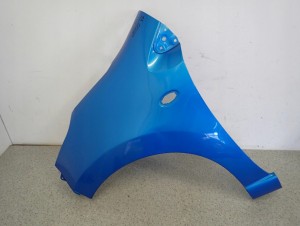 SUZUKI ALTO 5d 09-14 BŁOTNIK PRZEDNI LEWY ZKY 2/11 MINIATURA