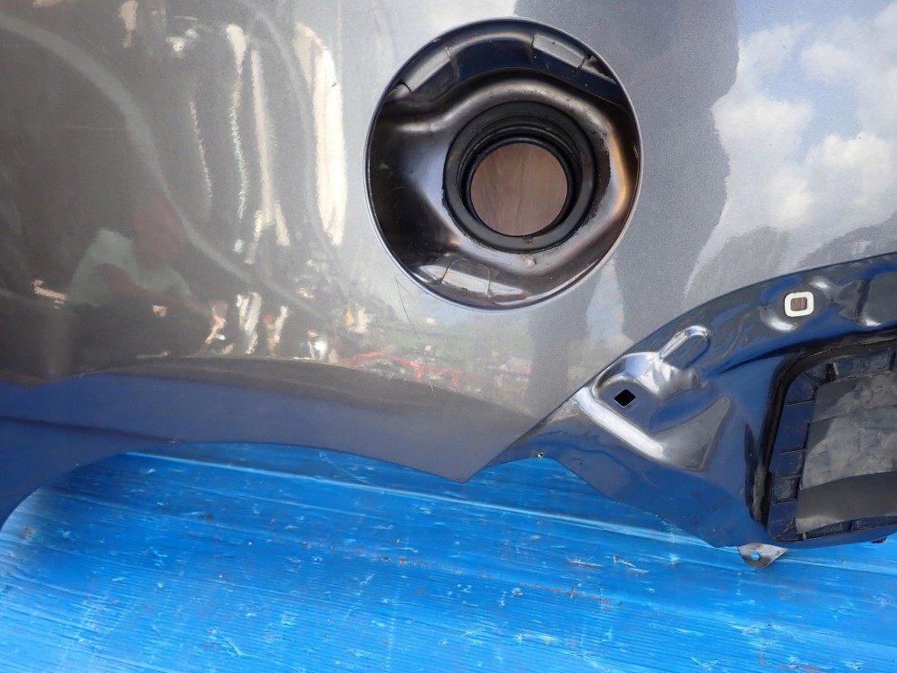 TOYOTA VERSO 09- BŁOTNIK TYLNY LEWY 5/12