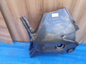 TOYOTA VERSO 09- BŁOTNIK TYLNY LEWY 4/12 MINIATURA