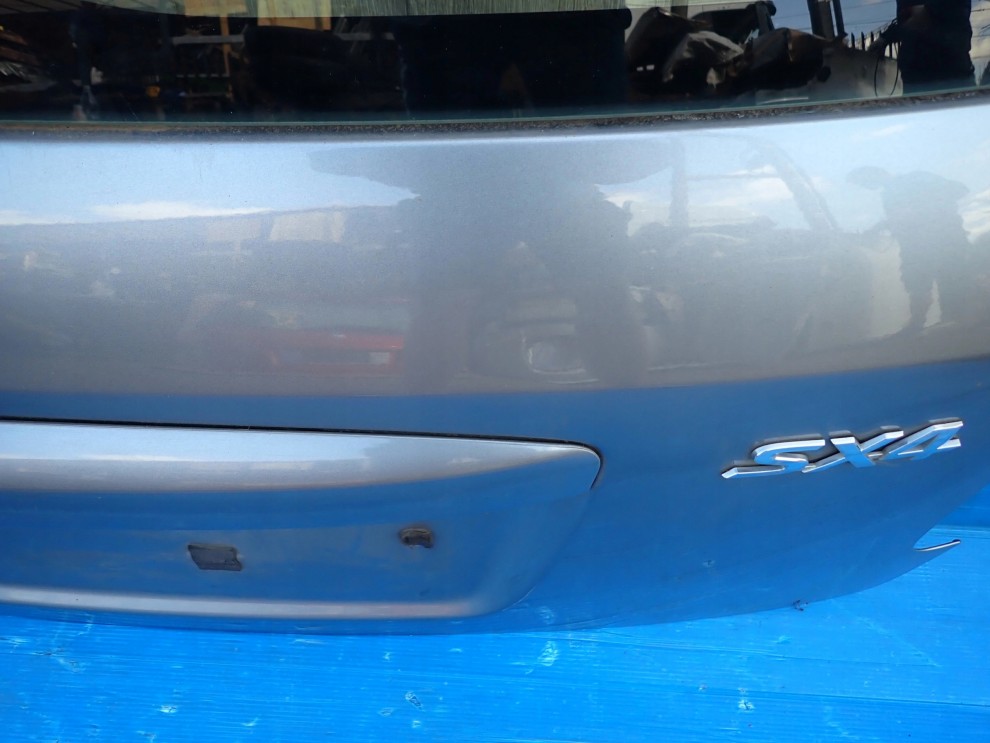 SUZUKI SX4 06-13 KLAPA BAGAŻNIKA SZYBA TYLNA ZCD 9/11