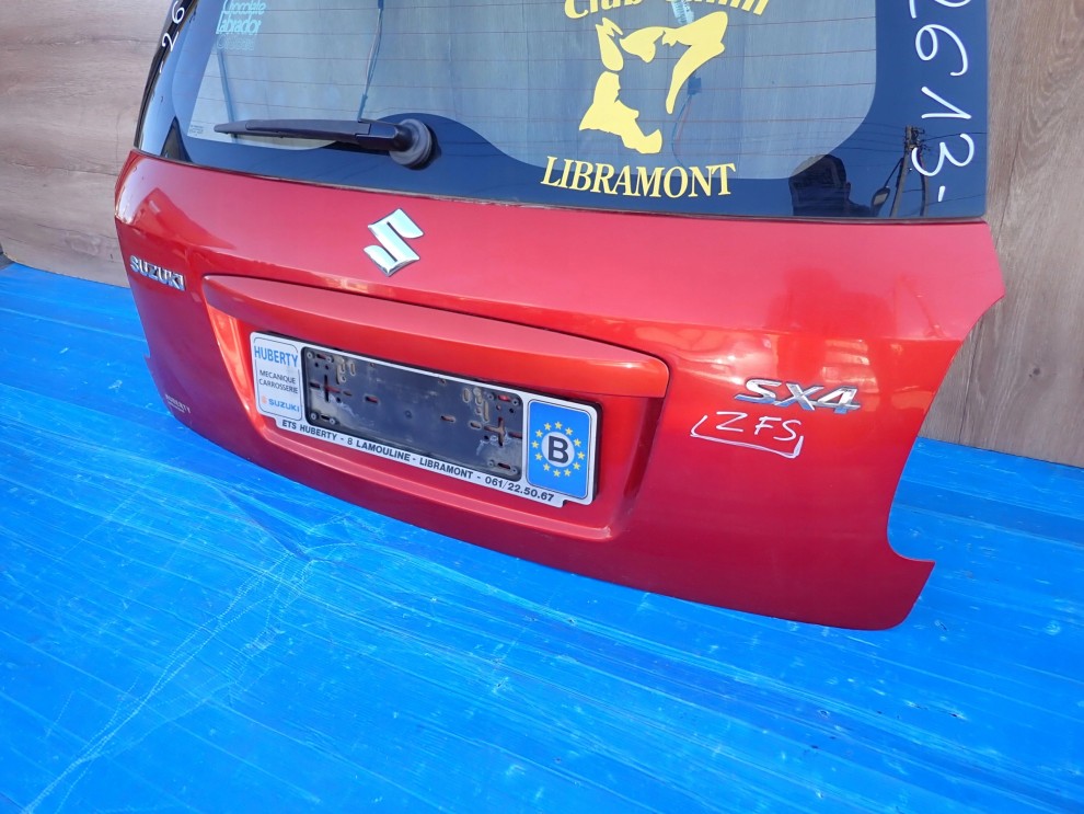 SUZUKI SX4 06-13 KLAPA BAGAŻNIKA SZYBA TYLNA ZFS 8/10