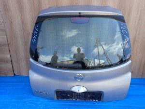 NISSAN MICRA K12 03- KLAPA BAGAŻNIKA SZYBA TYLNA KY0 1/9 MINIATURA