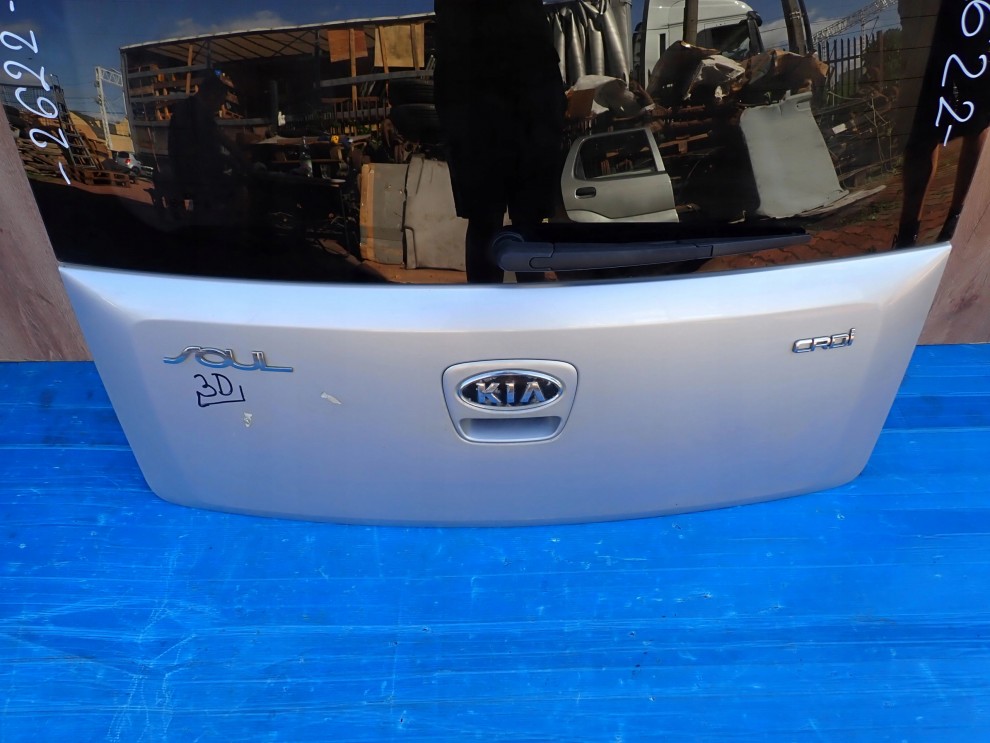 KIA SOUL I 09-11 KLAPA BAGAŻNIKA SZYBA 3D 2/9