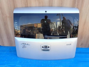 KIA SOUL I 09-11 KLAPA BAGAŻNIKA SZYBA 3D 1/9 MINIATURA