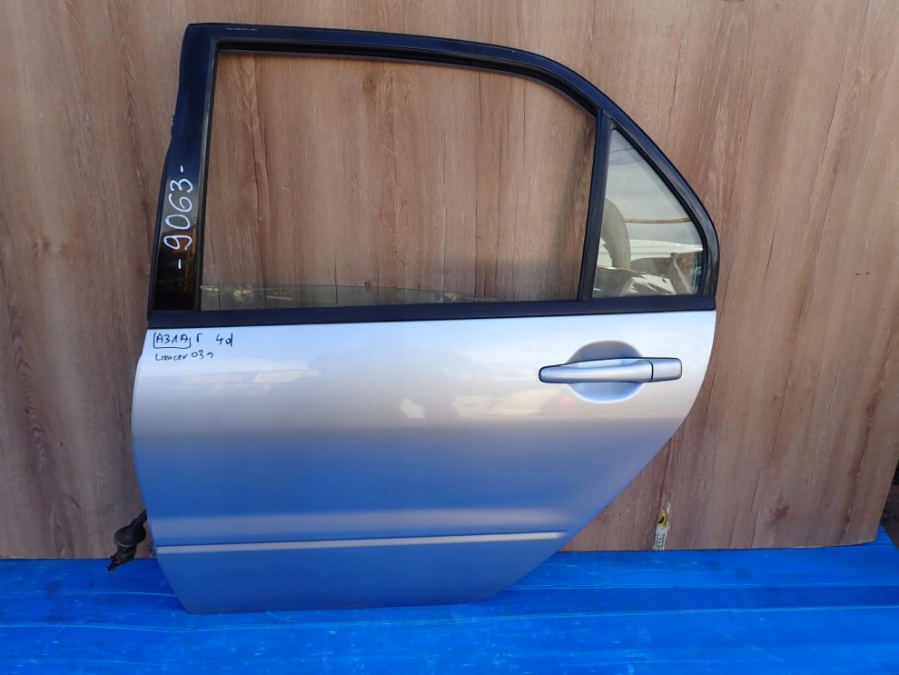 MITSUBISHI LANCER SEDAN 03-08 DRZWI TYLNE LEWE A31A 1/8