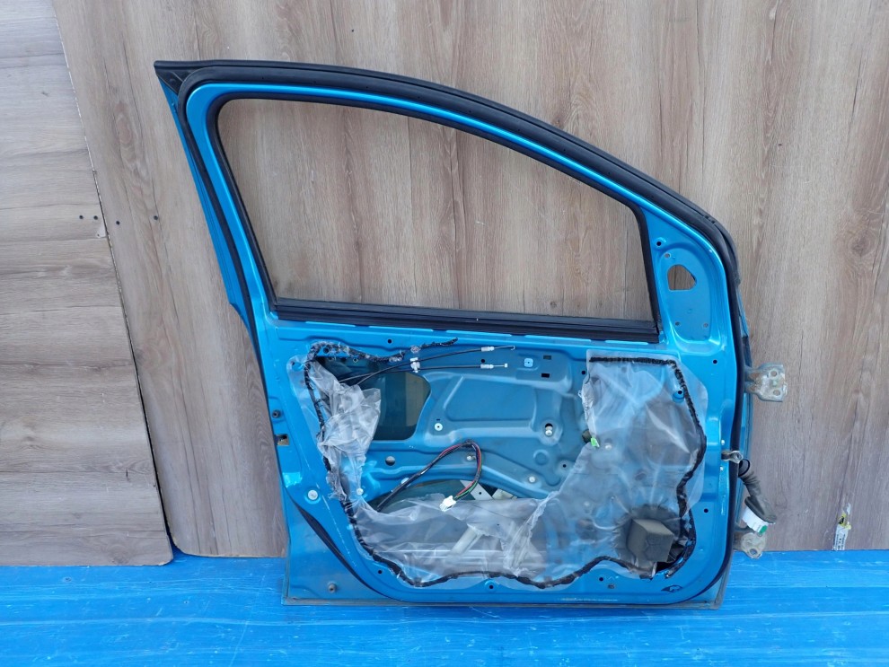 SUZUKI ALTO NISSAN PIXO 09- DRZWI PRZEDNIE LEWE ZKY 10/11