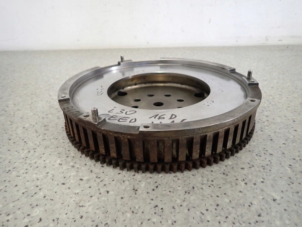 HYUNDAI i30 KIA CEED 1.6 CRDi 06-11 KOŁO ZAMACHOWE U1.6 2/10