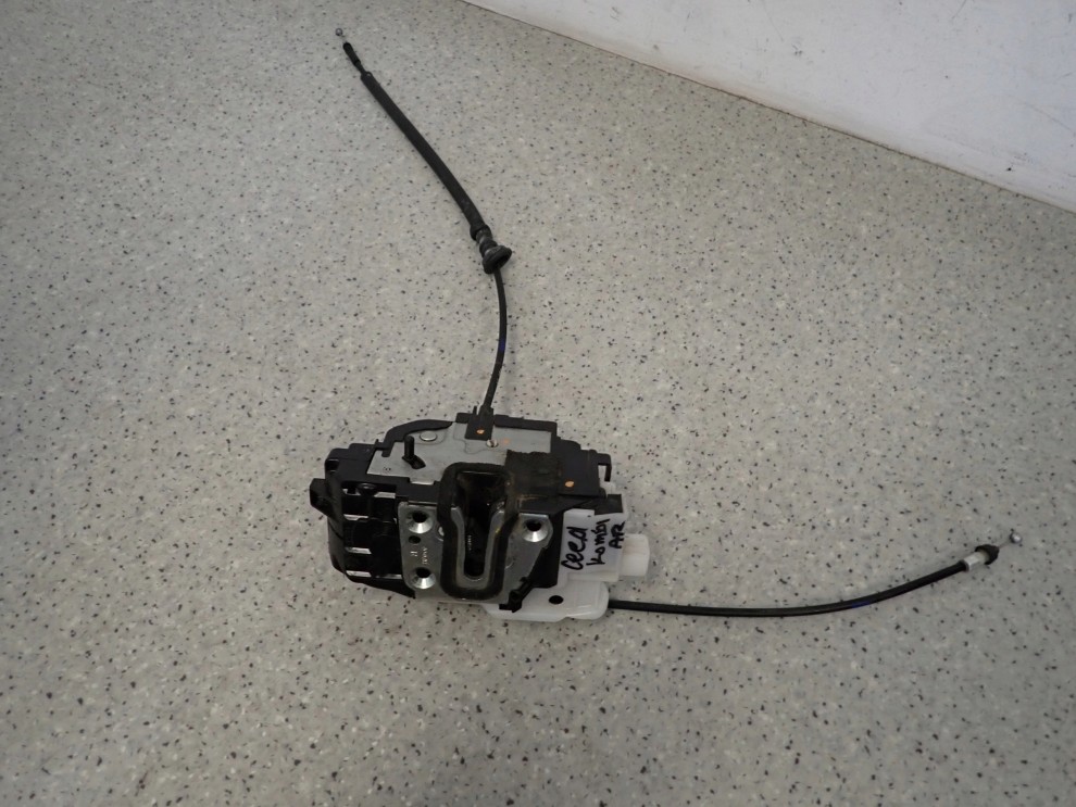 KIA CEED KOMBI 06-11 ZAMEK DRZWI TYLNY PRAWY 2/8