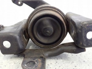 TOYOTA COROLLA VERSO 04-09 2.2 D4D PODUSZKA SILNIKA PRAWA 6/7 MINIATURA