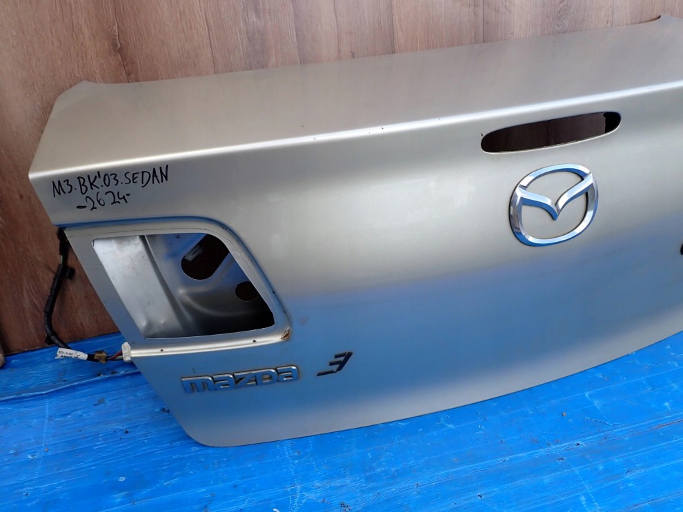MAZDA3 MAZDA 3 BK SEDAN 03-08 KLAPA BAGAŻNIKA 24E 4/11