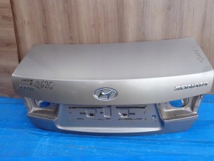 HYUNDAI SONATA V 05-09 KLAPA BAGAŻNIKA B7 1/12 MINIATURA
