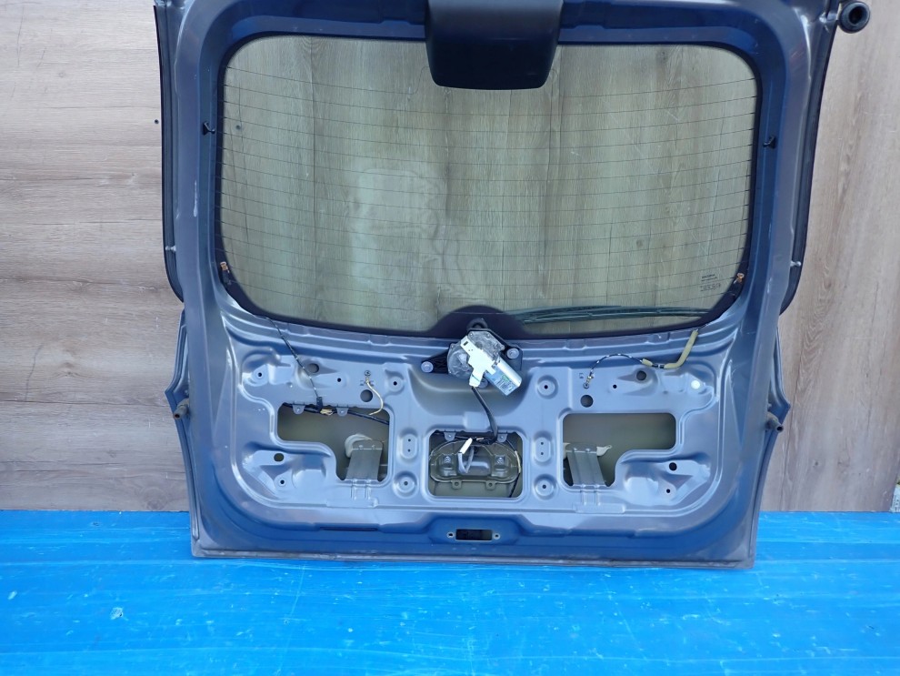 NISSAN MICRA K12 03- KLAPA BAGAŻNIKA SZYBA TYLNA B52 9/9