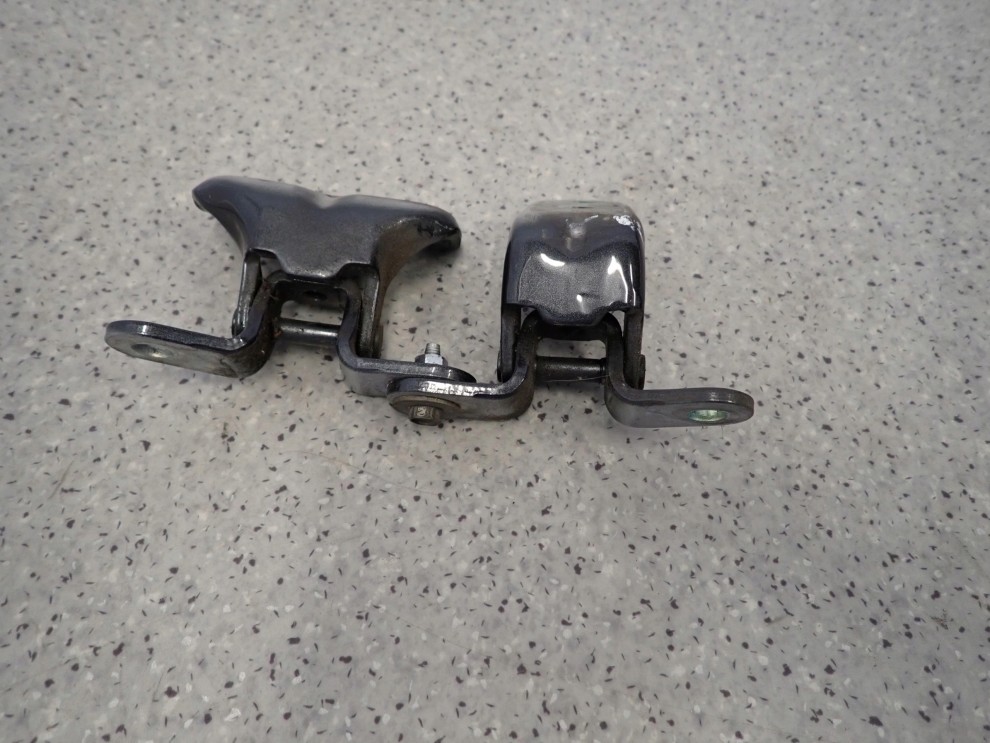 HYUNDAI i40 11-15 ZAWIASY DRZWI PRZEDNICH PRAWYCH S6G 2/4