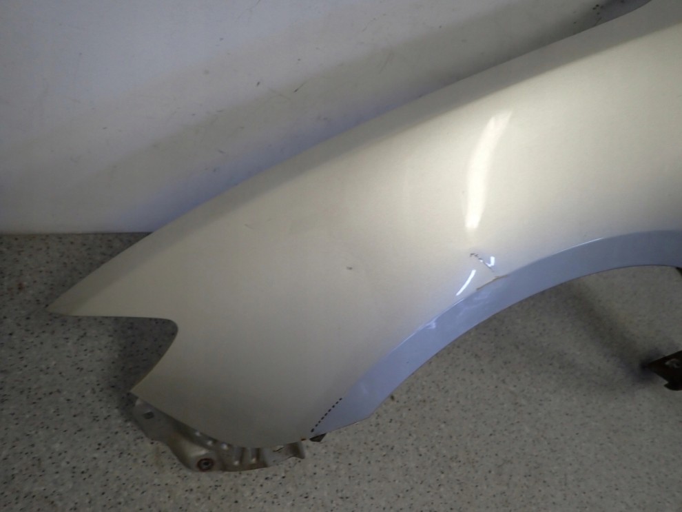 MAZDA3 MAZDA 3 BK SEDAN 03-08 BŁOTNIK PRZEDNI LEWY 24E 4/16