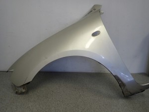 MAZDA3 MAZDA 3 BK SEDAN 03-08 BŁOTNIK PRZEDNI LEWY 24E 1/16 MINIATURA