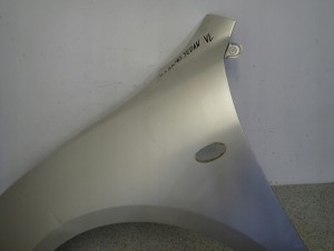 MAZDA3 MAZDA 3 BK SEDAN 03-08 BŁOTNIK PRZEDNI LEWY 24E 6/16 MINIATURA