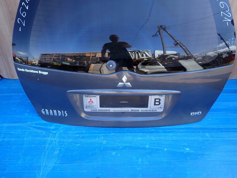 MITSUBISHI GRANDIS 03-11 KLAPA BAGAŻNIKA SZYBA A72 2/10