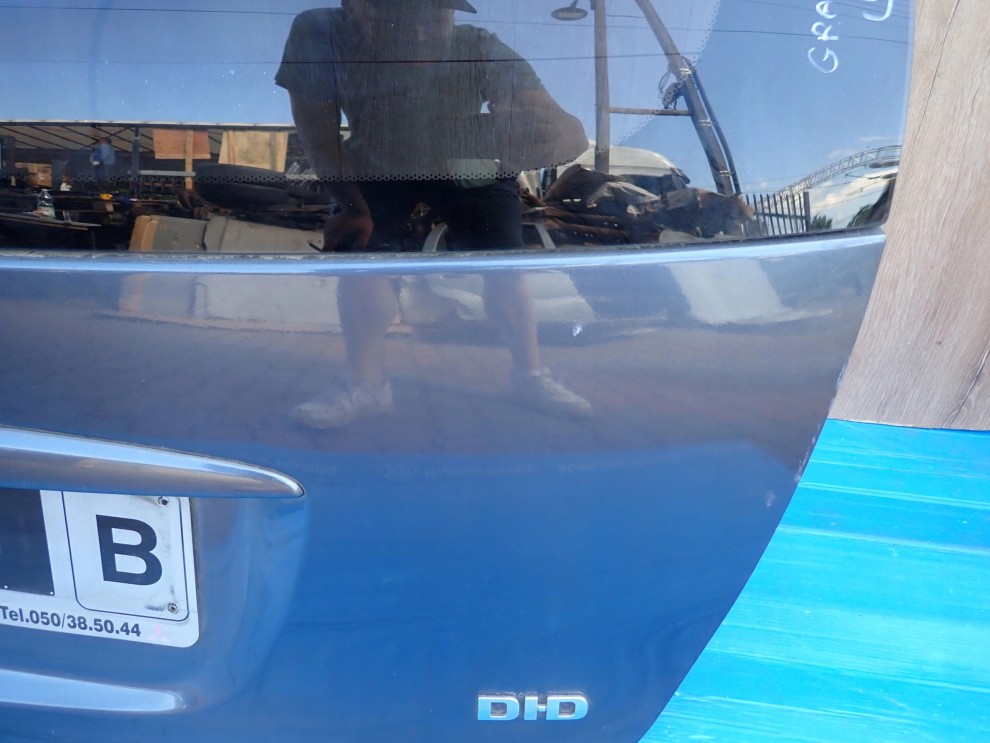 MITSUBISHI GRANDIS 03-11 KLAPA BAGAŻNIKA SZYBA A72 6/10