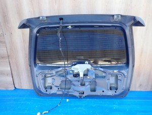 MITSUBISHI GRANDIS 03-11 KLAPA BAGAŻNIKA SZYBA A72 10/10 MINIATURA