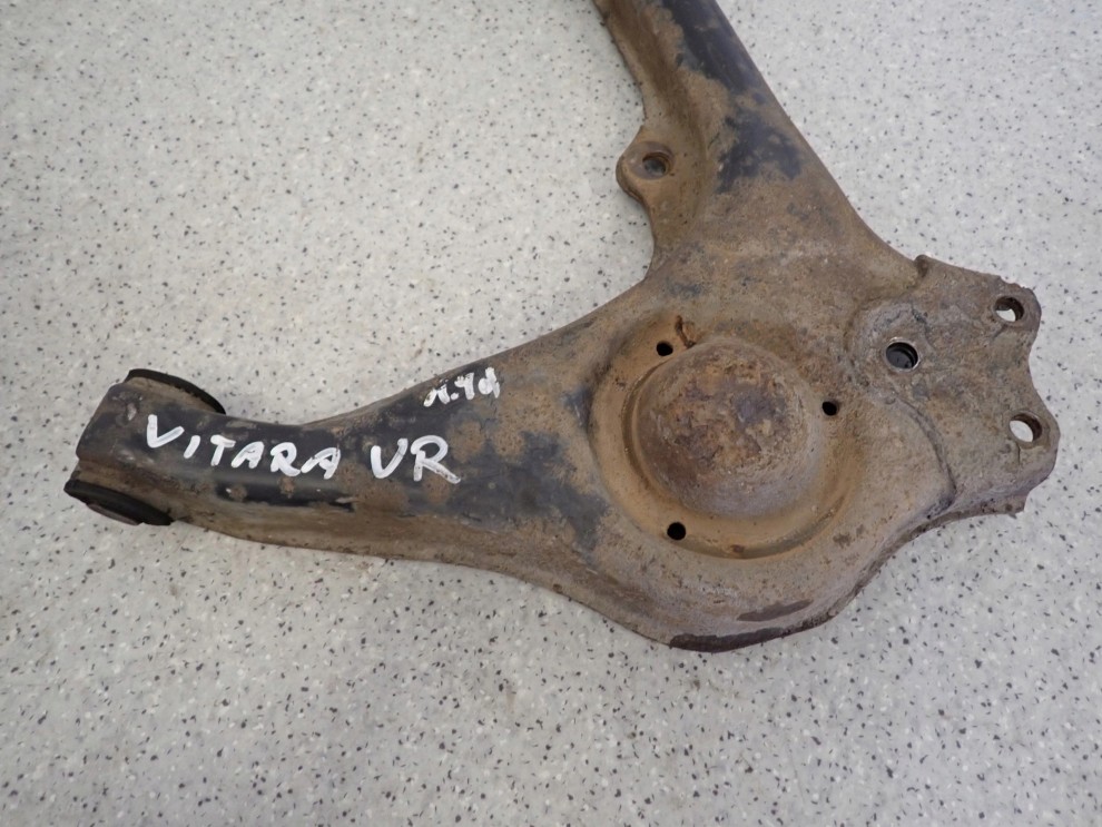 SUZUKI VITARA 89-98 WAHACZ PRZEDNI PRAWY 2/7