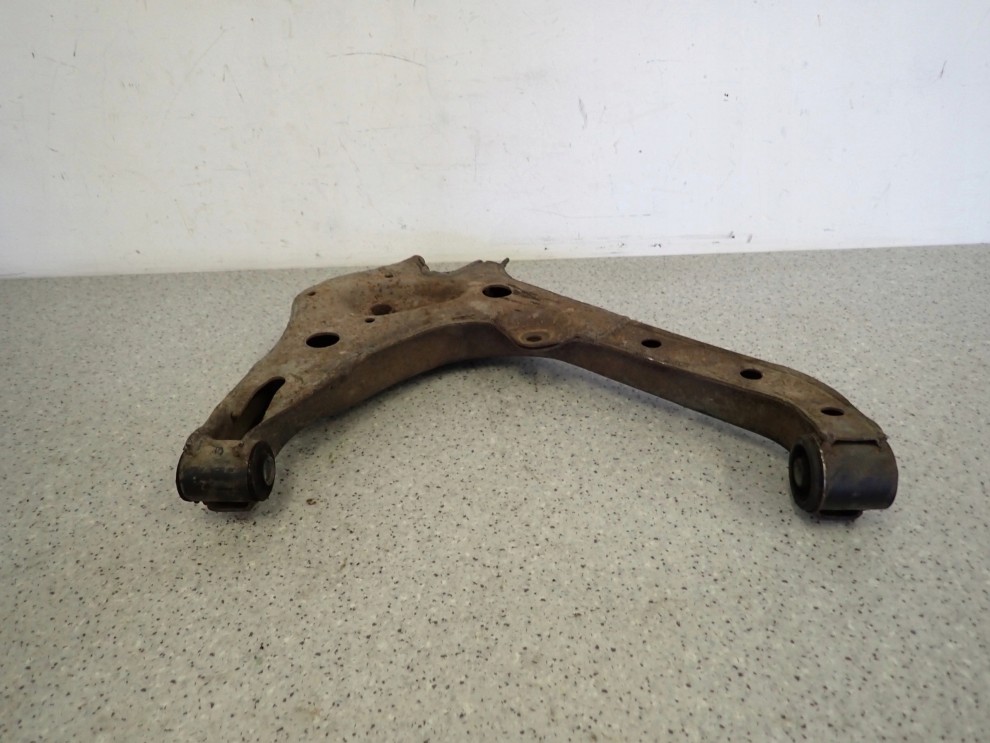 SUZUKI VITARA 89-98 WAHACZ PRZEDNI PRAWY 7/7