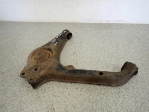 SUZUKI VITARA 89-98 WAHACZ PRZEDNI PRAWY 5/7 MINIATURA