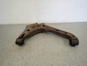 SUZUKI VITARA 89-98 WAHACZ PRZEDNI PRAWY 7/7 MINIATURA