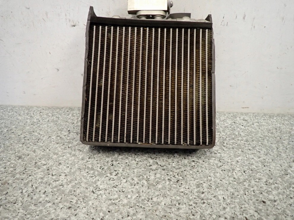 NISSAN PRIMERA P12 02- PAROWNIK KLIMATYZACJI 6/8