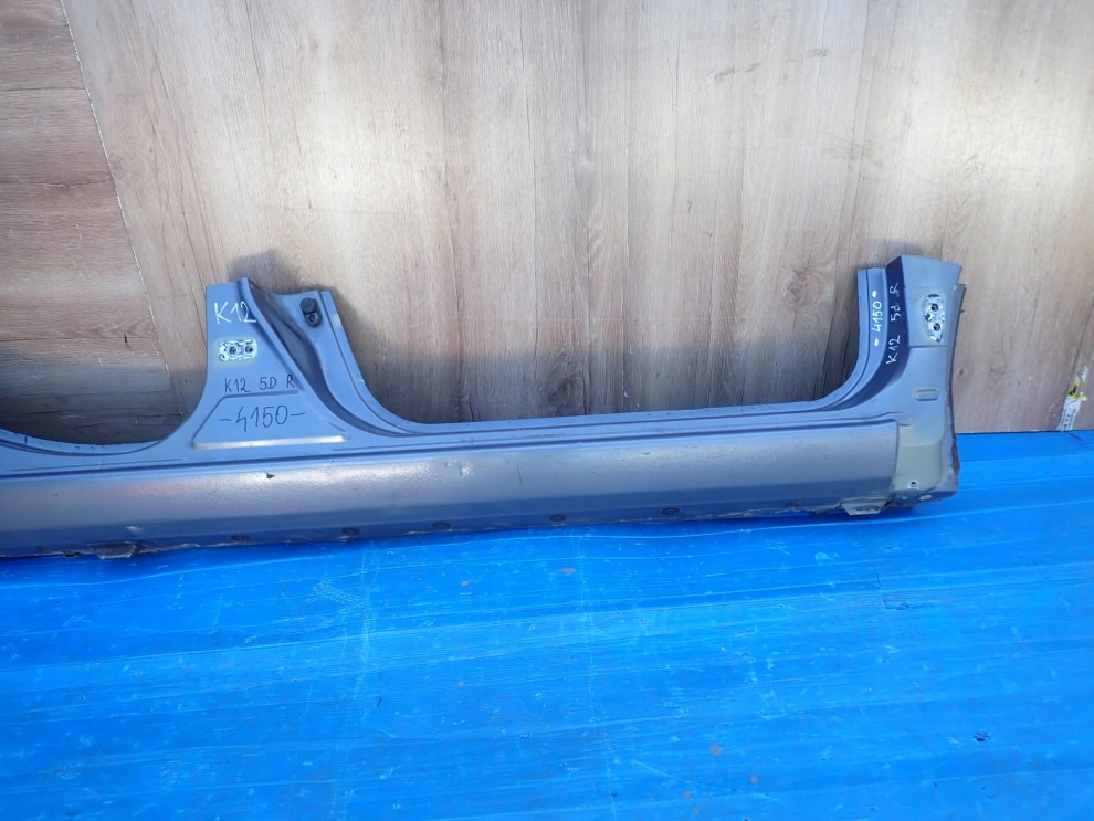 NISSAN MICRA K12 5D 03-10 PRÓG PRAWY 3/8