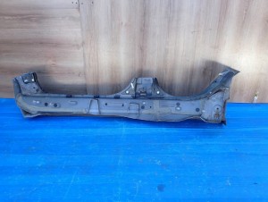 TOYOTA AYGO 06-12 PRÓG PRAWY 211 7/12 MINIATURA