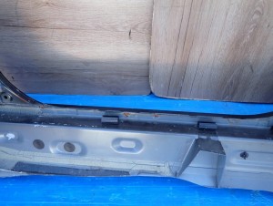 TOYOTA AYGO 06-12 PRÓG PRAWY 211 10/12 MINIATURA