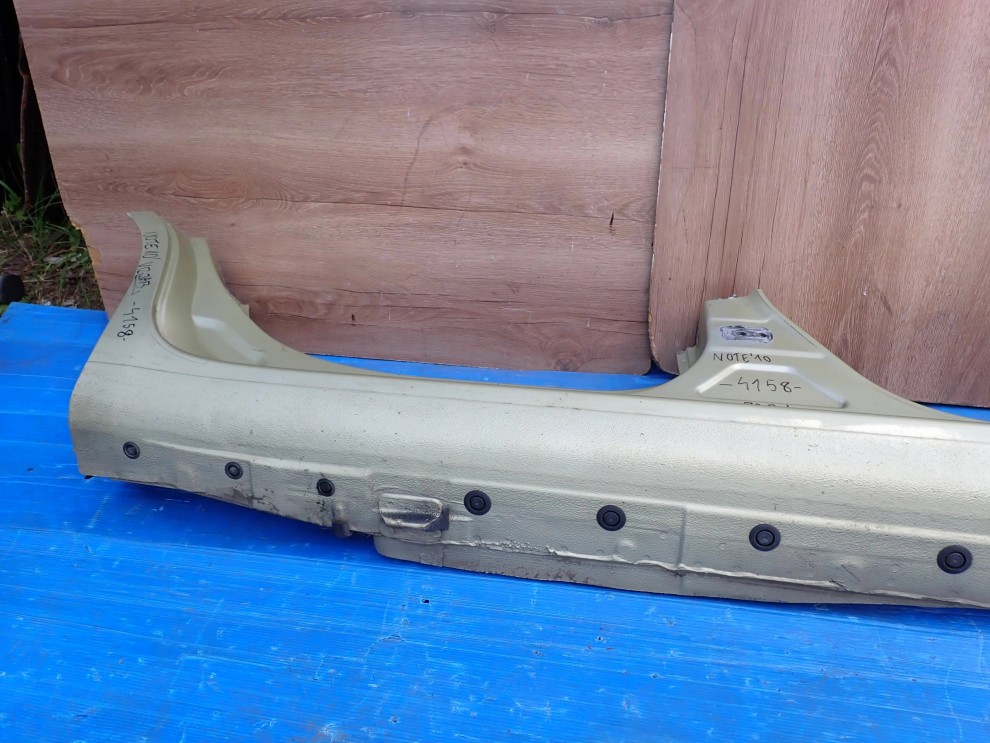 NISSAN NOTE E11 06-11 PRÓG PRAWY JAB 7/12