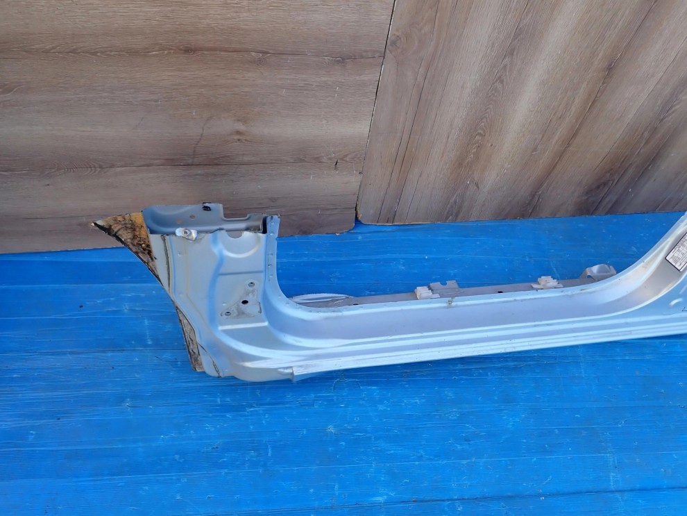 MITSUBISHI COLT 04-12 5d PRÓG LEWY 4/14