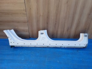 HYUNDAI I30 HATCHBACK 07-11 PRÓG PRAWY