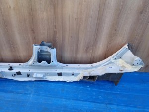 HYUNDAI I30 HATCHBACK 07-11 PRÓG PRAWY 11/11 MINIATURA