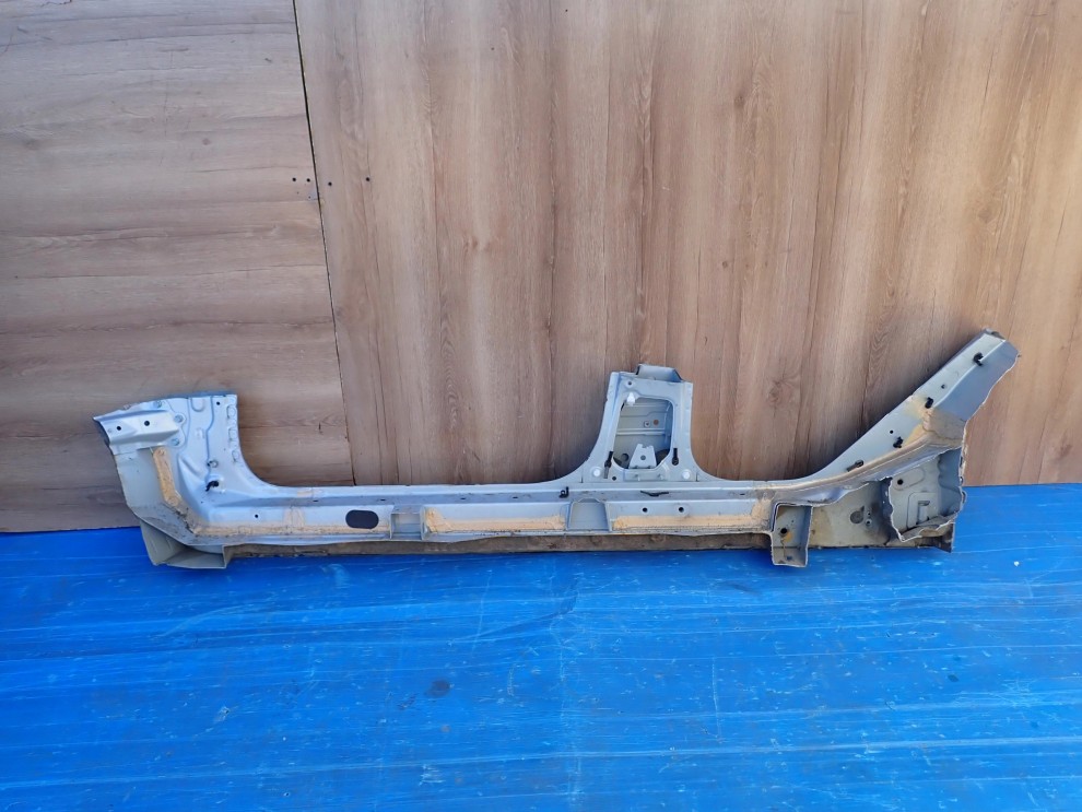 MITSUBISHI COLT 04-12 5d PRÓG PRAWY 11/15