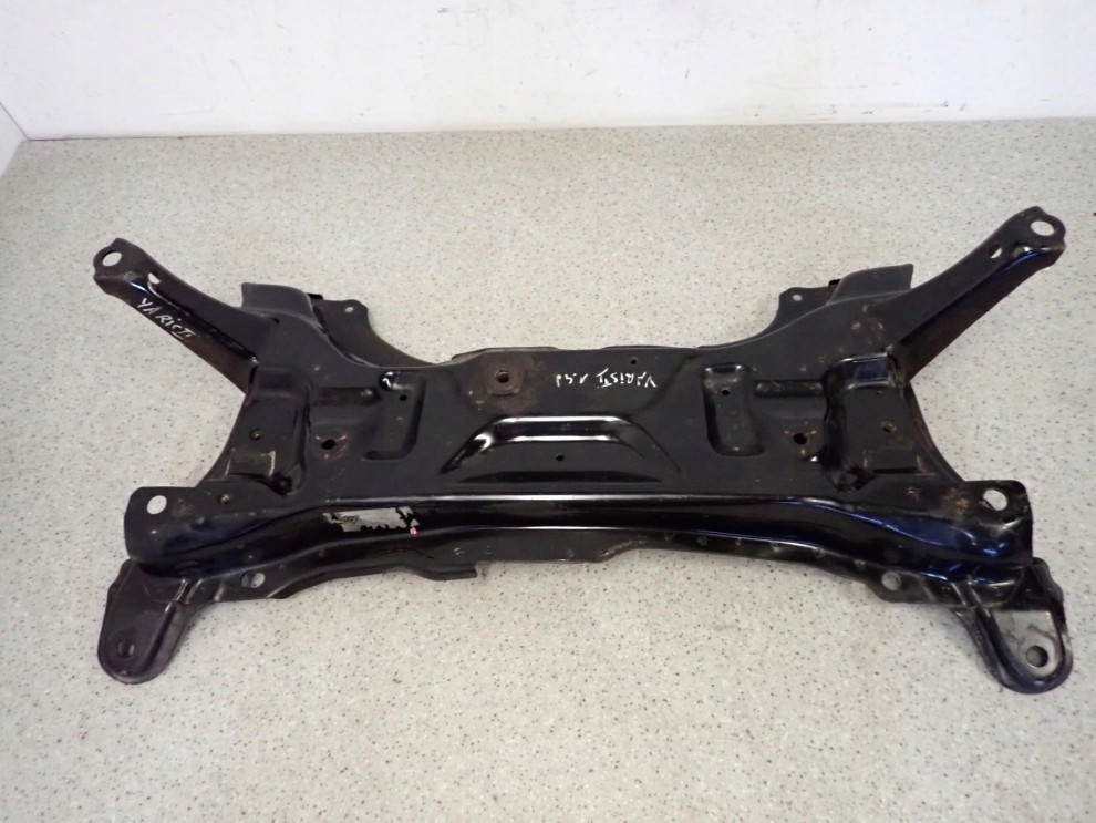 TOYOTA YARIS II 05-11 SANKI BELKA POD SILNIK 3/13