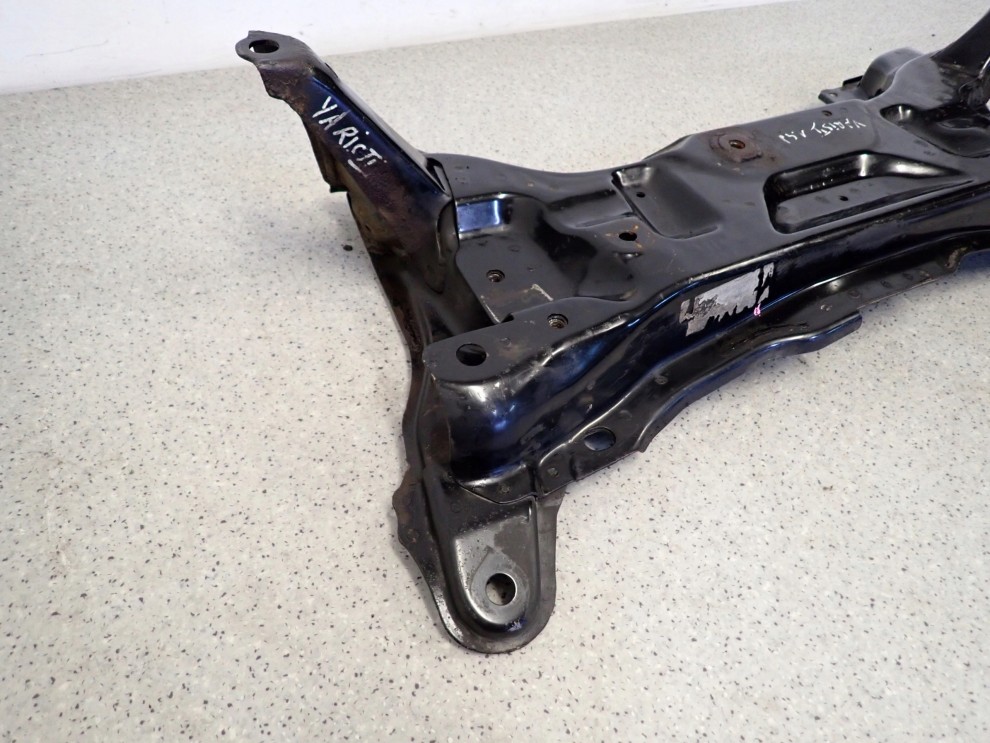 TOYOTA YARIS II 05-11 SANKI BELKA POD SILNIK 4/13