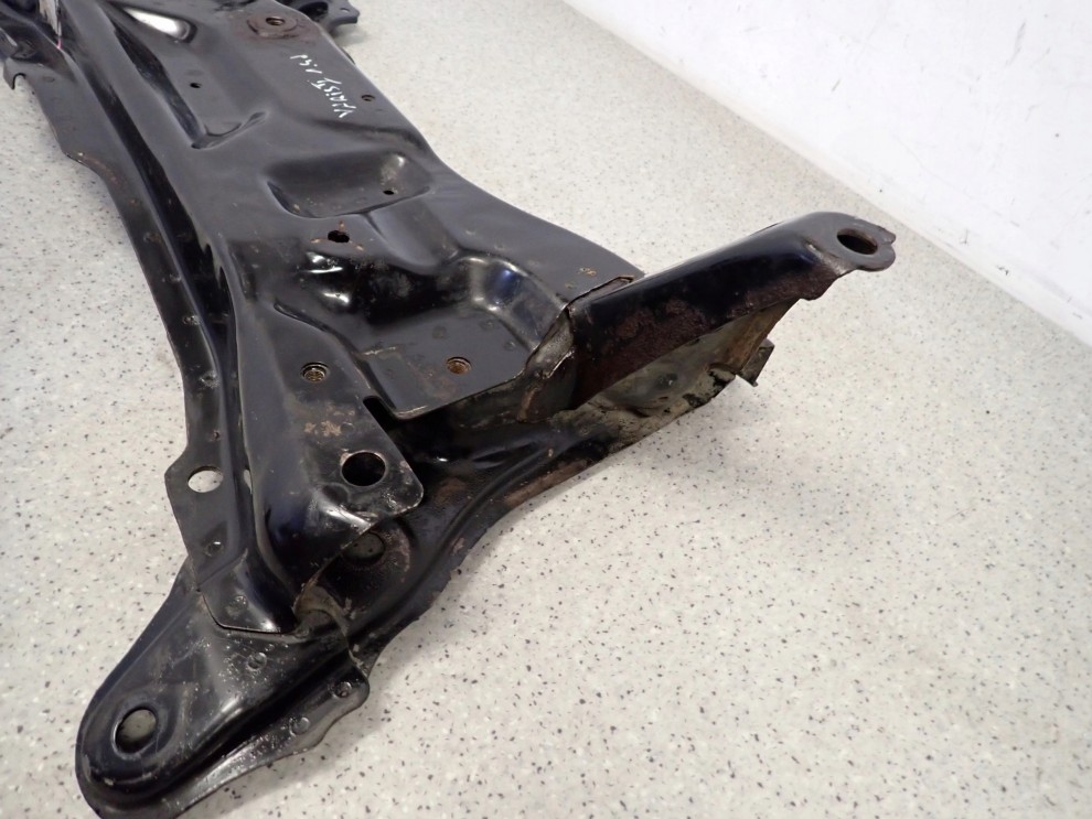 TOYOTA YARIS II 05-11 SANKI BELKA POD SILNIK 5/13